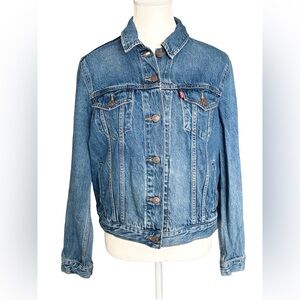 Levi’s Premium Denim Trucker Jacket Women’s Large Classic Wash Jean Jacket